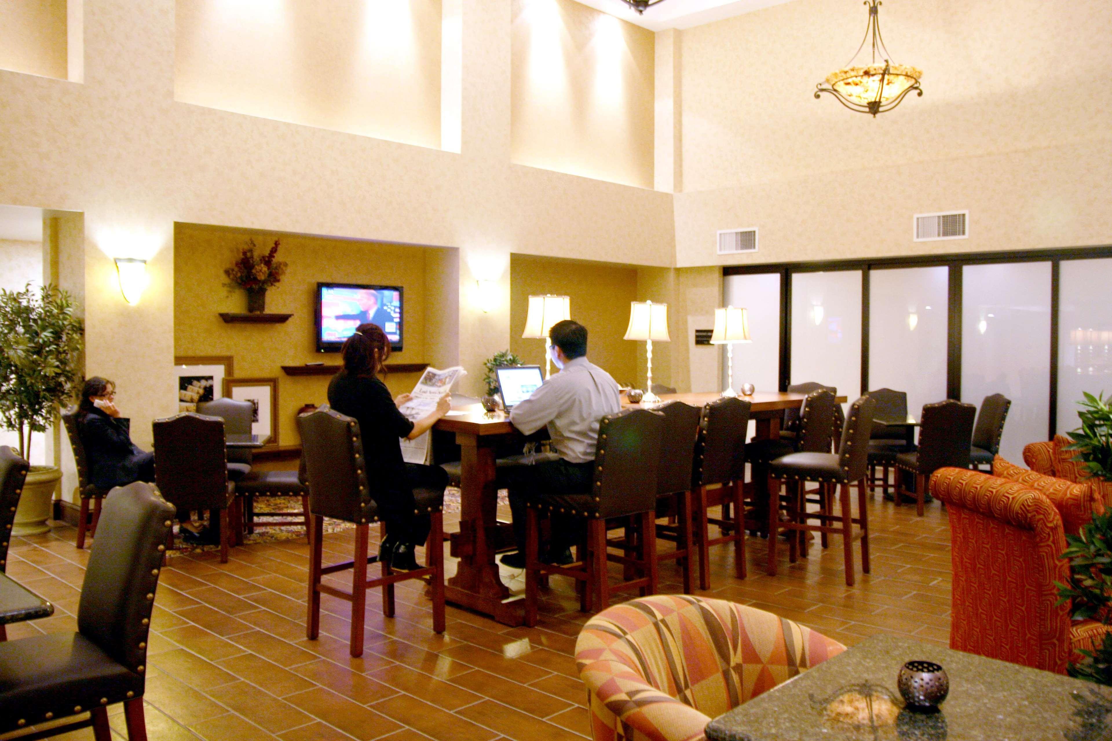 Hampton Inn & Suites Lodi Ristorante foto