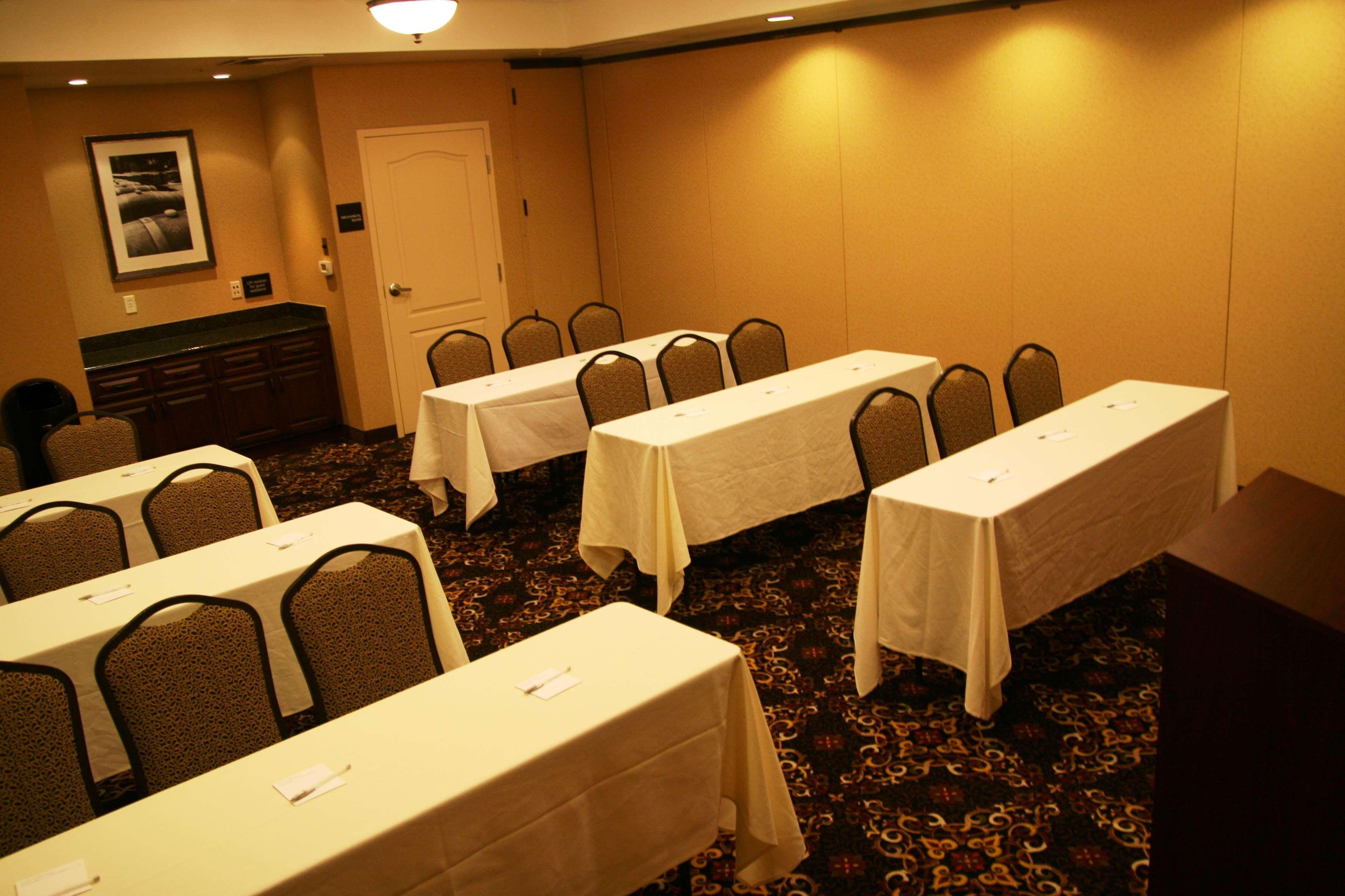 Hampton Inn & Suites Lodi Affari foto